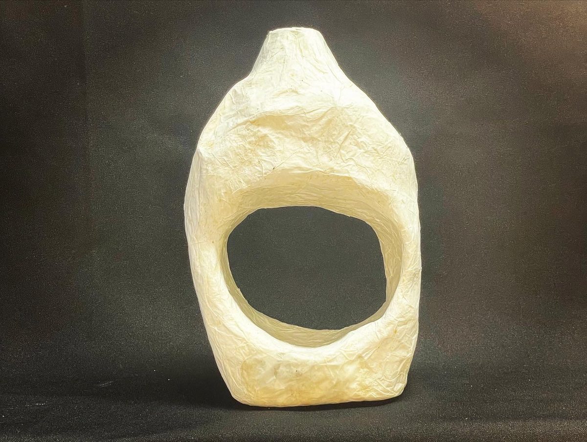 Utah A2, a paper mâché Ikebana vessel
