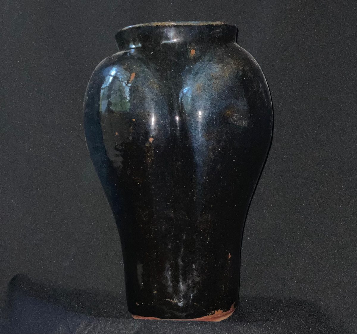 Venus III pottery vessel, second view