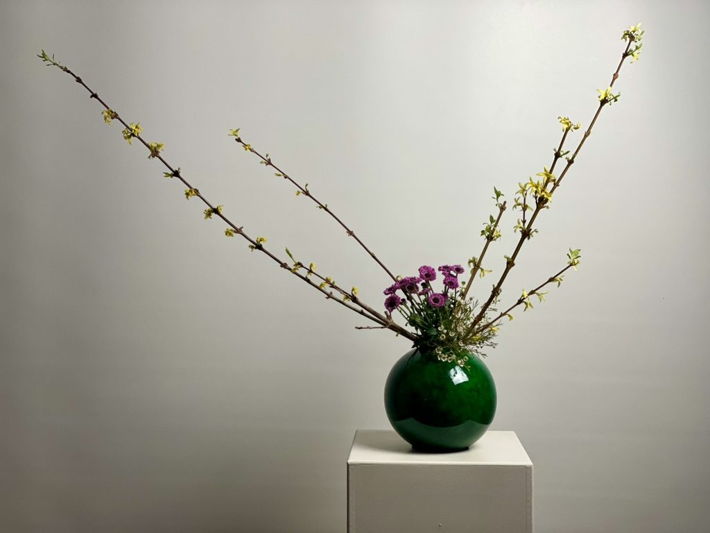 Tsubo vase · forsythia & wax flowers